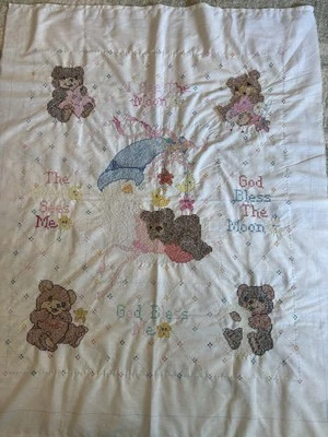 批量:Bucilla 婴儿被子上衣/2 件梳妆台围巾/图案针绣十字绣 — 第 1/4 张图片