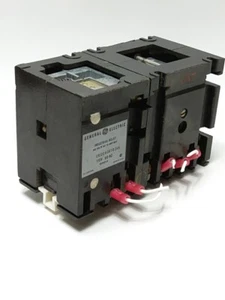 GE RELÉ CR122A06702AA (USADO) - Imagen 1 de 8