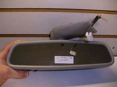 Espejo retrovisor Mercedes-Benz C200 2007 atenuación automática abridor de puerta de garaje gris Foto 1 de 4