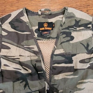 Game Winner Vest Mens S/M Green Camo Mesh Lined Full Zip Hunting - Picture 1 of 15
