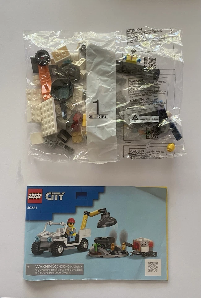 LEGO CITY #60351 “Maintenance Vehicle” COMPLETE Instructions Figure Robot Nice ! - Image 1 of 4