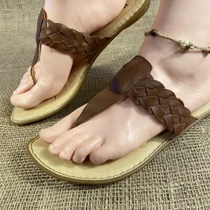 Born Sandals Thong Slip On Brown Flip Flop Women's Size 10 - Picture 1 of 11