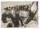 Eric de Bisschop et Joseph Tatibouet sur le bateau Kaimiloa - Photo vintage 1938