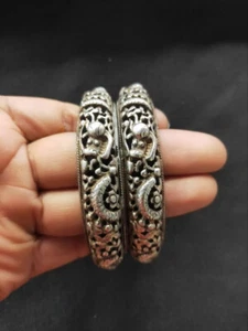 2pc Old Chinese Sterling Silver Ornate Etched Engraved Bracelet--- - Picture 1 of 6