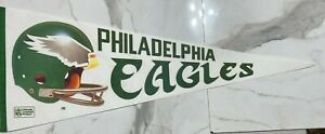 PHILADELPHIA EAGLES KELLY GREEN NFL FOOTBALL 3-D TWO BAR FELT PENNANT MINT