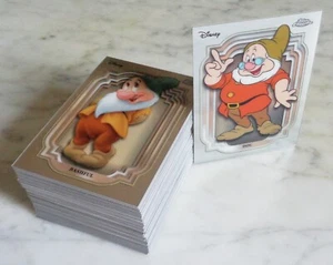 2024 Disney Topps Chrome 54 Base Karten ~ keine doppelten - Bild 1 von 3