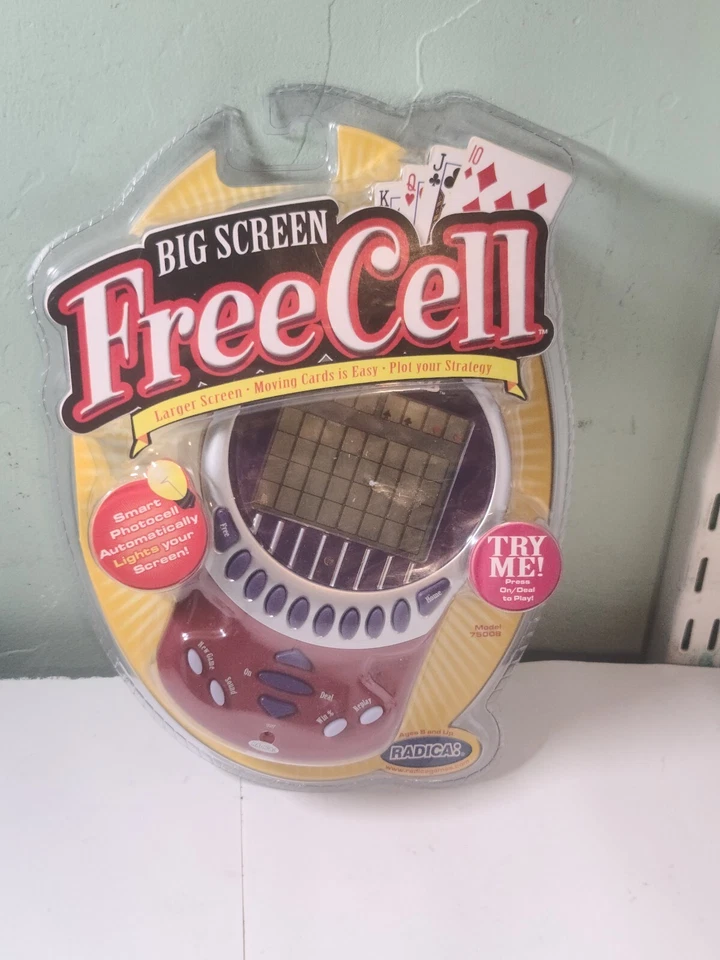 Radica Big Screen Free Cell Solitaire Handheld Electronic Game