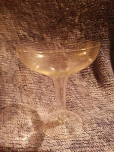 1 Vintage HOHLER STIEL Kristall Champagnerglas 5 1/2" hoch, 4 1/2" breit - Bild 1 von 2