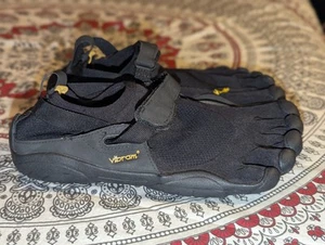 Vibram Fivefingers KSO Women's Athletic Shoes Sz 38 / 8 Black Yellow W148 - Picture 1 of 12