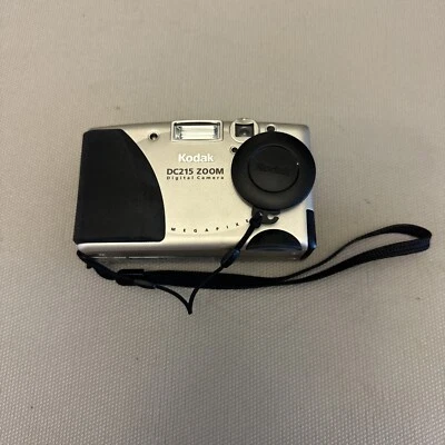 Kodak DC215 Zoom Digital Camera - Image 1 of 4