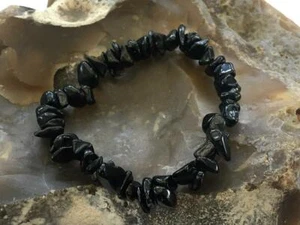 Chip Gemstone Beaded Bracelet Black Tourmaline Beads New Age Healing Chakra Reik - Picture 1 of 1