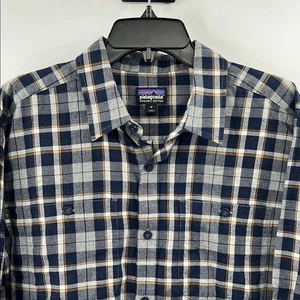 Patagonia Organic Cotton Men's LS Button Down Shirt - Black/Gray Plaid - Medium - Picture 1 of 6