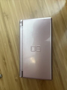Nintendo DS Lite Console Pink [UnTested] - Picture 1 of 3