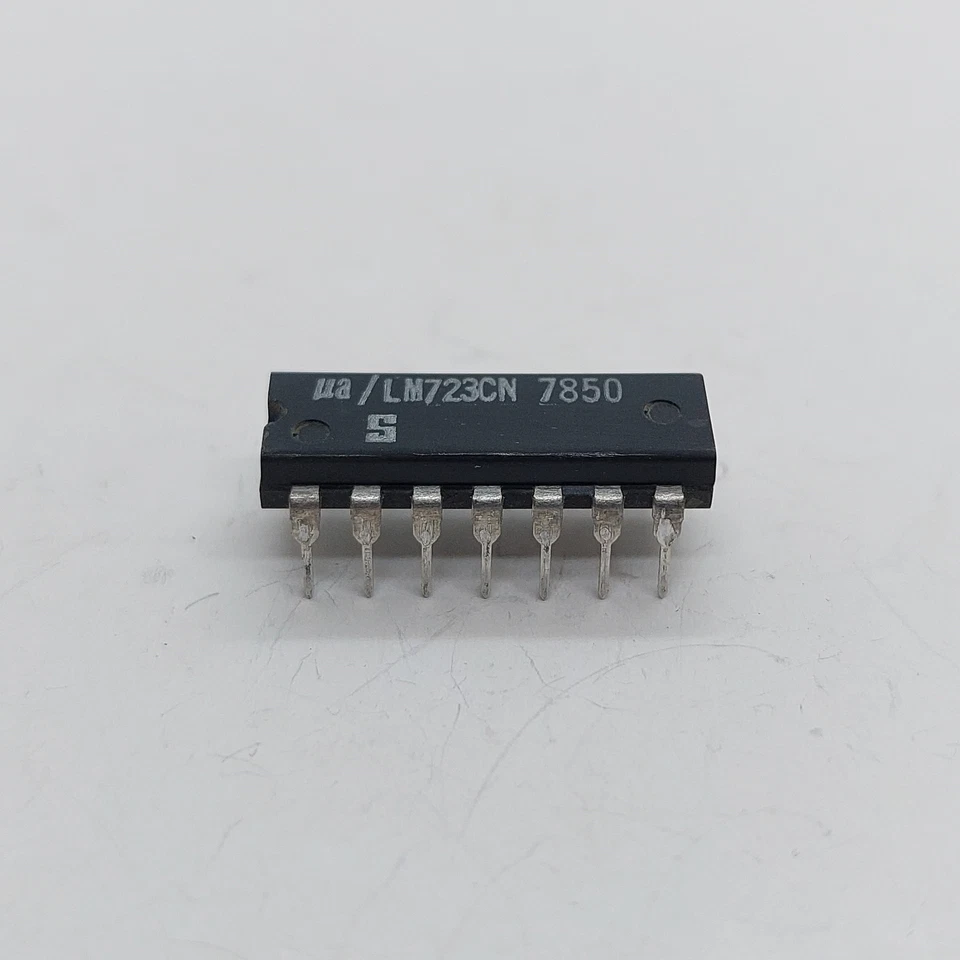 LM723CN INTEGRATED CIRCUIT SIGNETICS 1PIECE NEW - Image 1 of 1