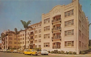 Postal Barcelona Hotel & Apartments Coches De Colección Escena Calle San Diego, CA 1960  - Imagen 1 de 2