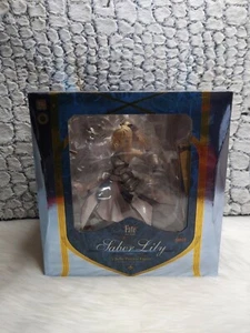 Good Smile Company Fate/Unlimited Codes Saber Lily Distant Avalon 1/7 PVC Figur - Bild 1 von 4