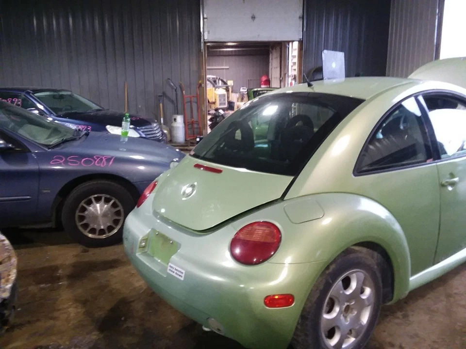 Speedometer Cluster MPH Hatchback Fits 02-03 BEETLE 2094255 - Image 1 of 4