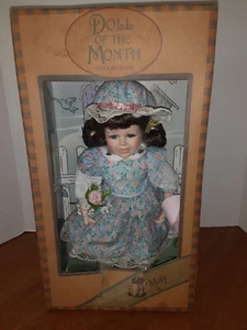 Colección de muñecas del mes, mayo, mariposas y abejas - Imagen 1 de 10