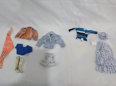Barbie Moda Ropa Lote De 3 Trajes Prendas para el torso Vestido Pantalones Cortos Cartera Botas Foto 1 de 4