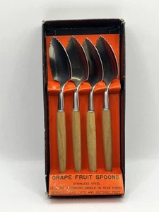 VTG Grapefruit Spoons SET OF 4 Wooden Handle JAPAN Stainless Steel MCM Serrated - Imagen 1 de 12