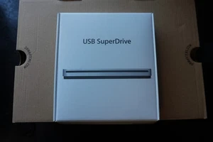 APPLE USB SUPERDRIVE A1379 CD DVD PLAYER - Afbeelding 1 van 4