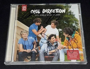 One Direction signed Live While We're Young CD Booklet JSA LOA Autogramm - Bild 1 von 4