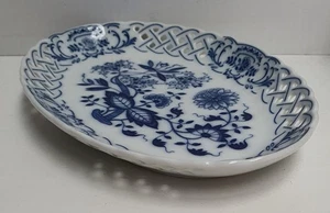 Hutschenreuther Blue Onion Scalloped Rim Pierced Small Dish c1997-2009 Germany - Picture 1 of 5