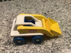 Vintage Little Tikes Frontend Loader Construction Truck Bulldozer Scooper USA - Picture 1 of 5