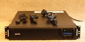 APC SMX3000RMHV2U - new cells  - 2u - 12m RTB - Afbeelding 1 van 10