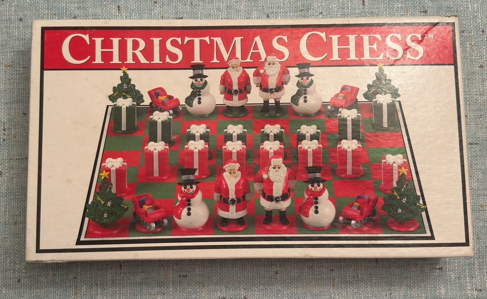 Big League Promotions Christmas Chess Set - Santa Novelty 2001 Complete-OB-EUC - Image 1 of 4