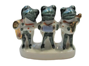 Figur: 3 Frösche als Musikgruppe: Goldrand.    Japan. 30er Jahre 3 cm. - Bild 1 von 3