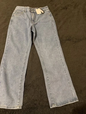 Women’s Pretty Little Thing Jeans Size 8 - Image 1 of 4