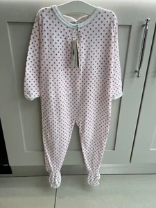 BNWT Petit Bateau Sleepsuit Age 24 Months Girl Babygow Babygro Romper - Picture 1 of 4