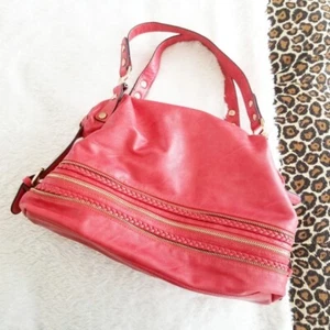 Melie Bianco Designer Purse Red Shoulder Bag Gold Zipper Hardware MSRP $119 - Picture 1 of 6