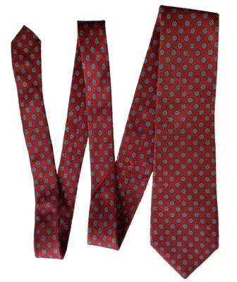 Maroon Check Medallion Check Oleg Cassini Silk Neck Tie Necktie 58" Length - Image 1 of 3
