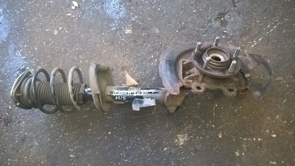 PUNTAL BUJE DE GASOLINA ORIGINAL MAZDA 3 SPORT 2003-2009 2007 2.0 GASOLINA N/S IZQUIERDO ~ Foto 1 de 4