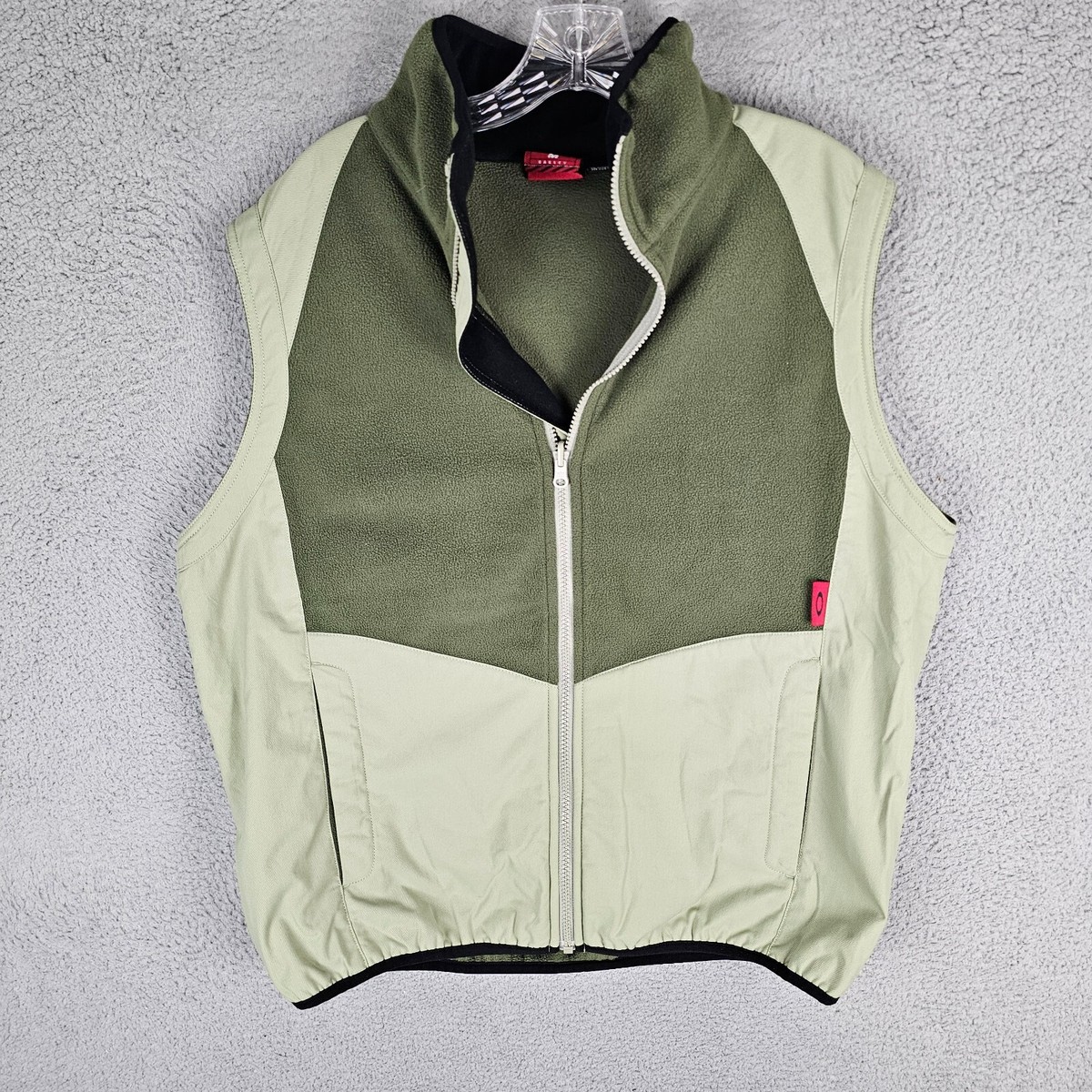 Oakley Fleece Solid Coats, Jackets & Vests for Men for Sale Oakley Fleece Solid Coats, Jackets & Vests for Men for Sale