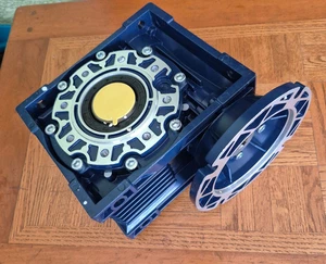 IRONHORSE AUTOMATION DIRECT 40:1 GEARBOX WGA-75M-040-H1 - Picture 1 of 4