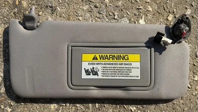 2008-12 HONDA ACCORD Passenger Side SUN VISOR RH Lighted GRAY Sunvisor OEM - Image 1 of 3