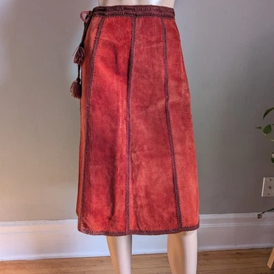 Falda Midi De Gamuza Roja De Colección Gruesa Tejida Boho Oscura Academia Talla 0 Foto 1 de 4