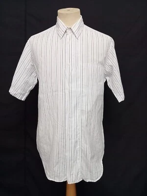 Camisa casual masculina ISSEY MIYAKE vintage anos 80 M branca, cinza, azul, listra cinza P/S - Imagem 1 de 4