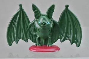 Teen Titans Beast Boy Bat Comic Pack Cartoon 1.5" Mini DC 2004 - Picture 1 of 3