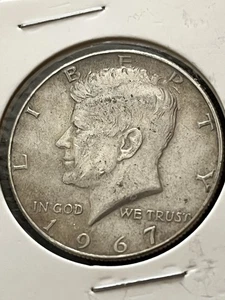 1967 Kennedy Half Dollar SEHR INTERESSANTER TON 40% Silber - Bild 1 von 9