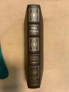 Conrad Richter. The Town. [Franklin Library/Pulitzer Series] - Imagen 1 de 3