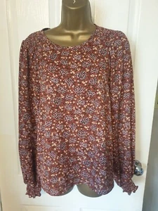 Ladies Brown Floral Long Sleeved Blouse Top Size 12 Shirred Shoulder/Cuffs VGC - Picture 1 of 4
