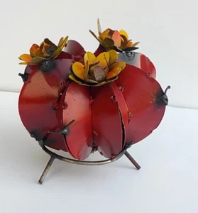 SMALL METAL ART BARREL CACTUS SCULPTURE WITH FLOWERS 6" DIAMETER RED - Picture 1 of 5