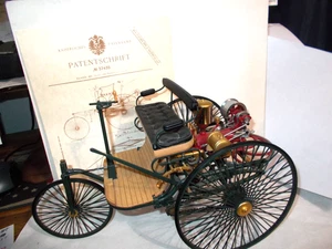 VINTAGE Franklin Mint 1886 Benz Patent Motorwagen Scale 1:8 Die Cast Model Car - Picture 1 of 14