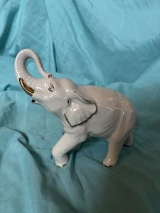 Vintage 8” X 6” Elephant Figurine , White W/ Gold Accents - Picture 1 of 7