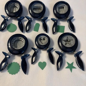 Fiskars Easy Squeeze Scallop, Star, Heart, Square Punches Bundle With 6 - Afbeelding 1 van 17