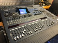 Yamaha DM2000 inklusive Meterbridge. 100% Funktion Studio & Livemischer